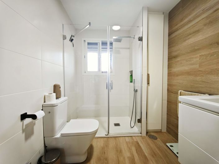 Image No.22-3 Bed Townhouse for sale