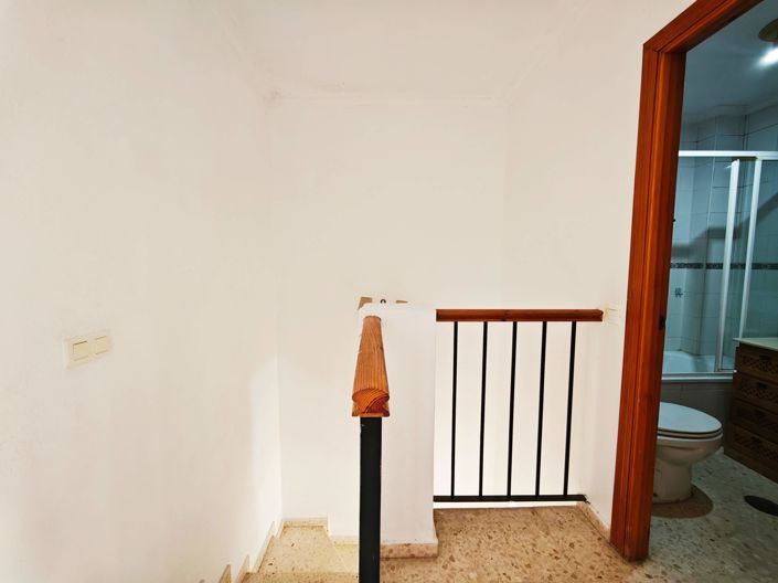 Image No.21-2 Bed Townhouse for sale