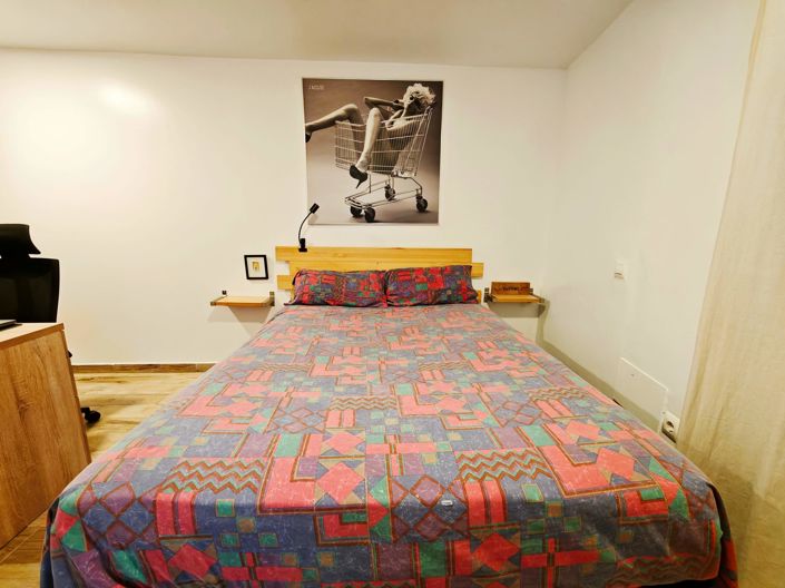 Image No.26-2 Bed House for sale