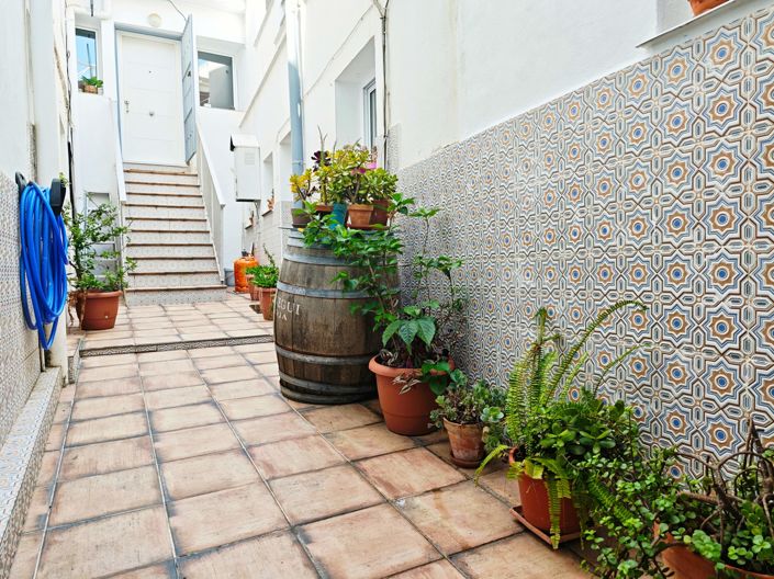 Image No.3-2 Bed House for sale