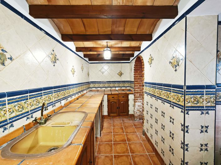 Image No.26-3 Bed House for sale