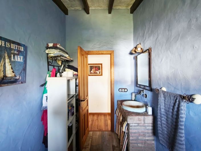 Image No.26-3 Bed Townhouse for sale