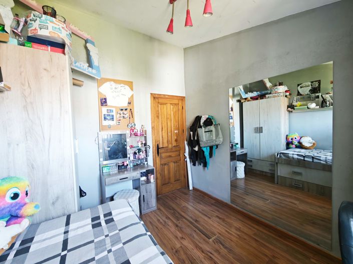 Image No.27-3 Bed Townhouse for sale