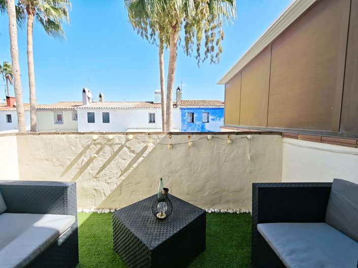 Image No.35-3 Bed Townhouse for sale