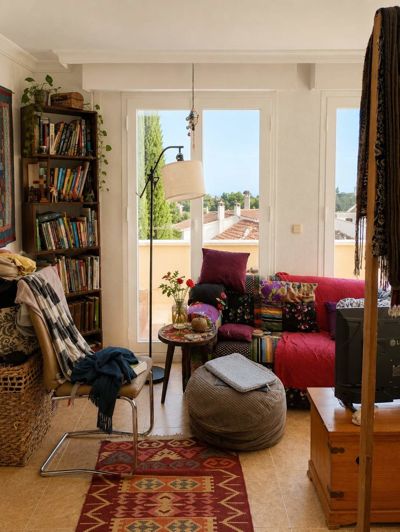 Image No.17-4 Bed House for sale