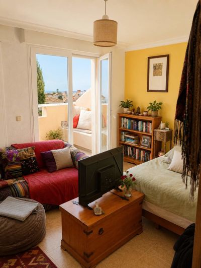 Image No.18-4 Bed House for sale