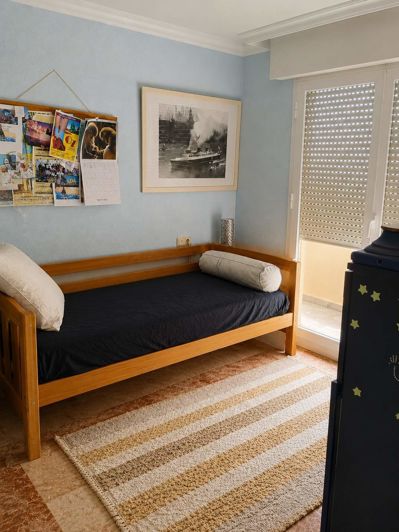 Image No.20-4 Bed House for sale