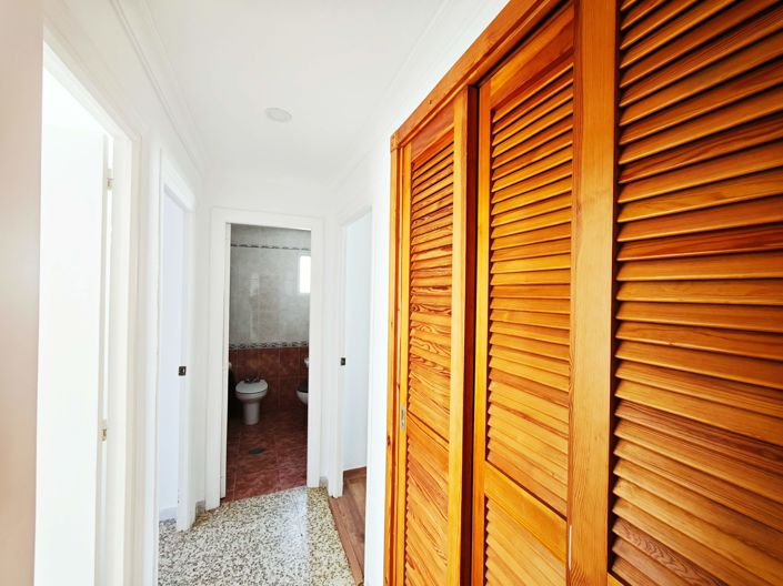 Image No.16-3 Bed Flat for sale
