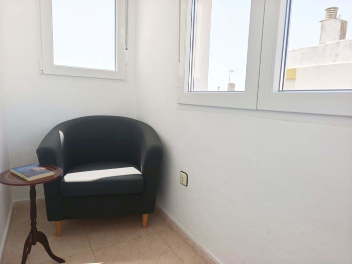 Image No.8-3 Bed Flat for sale