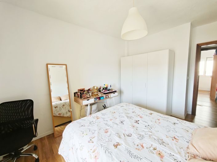 Image No.16-3 Bed Flat for sale