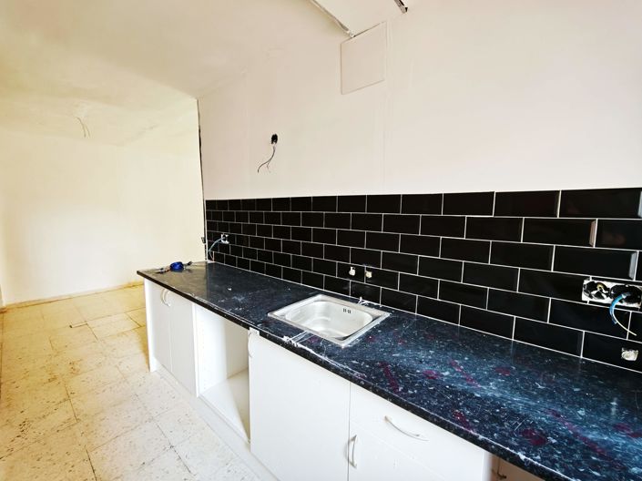 Image No.4-3 Bed Property for sale