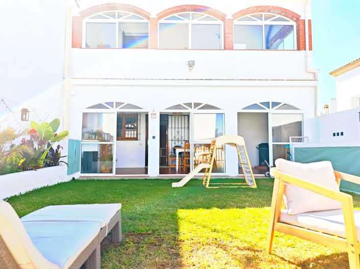 Image No.2-3 Bed House for sale