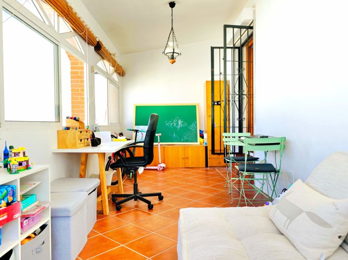 Image No.32-3 Bed House for sale