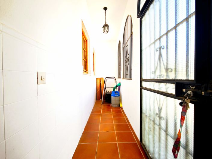 Image No.42-3 Bed House for sale