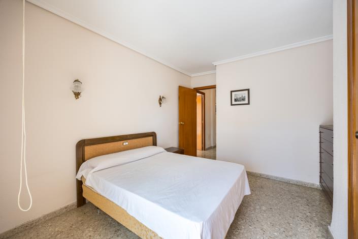 Image No.21-4 Bed Penthouse for sale