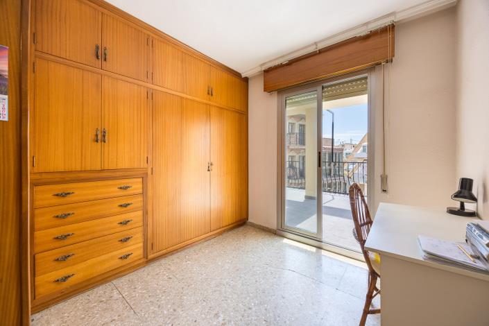 Image No.32-4 Bed Penthouse for sale