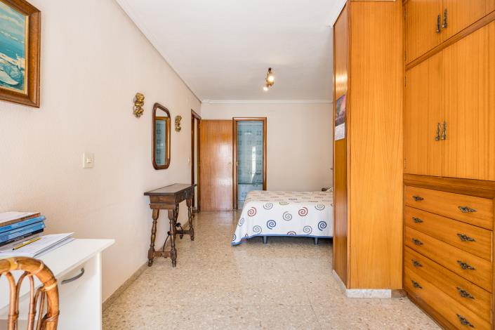 Image No.33-4 Bed Penthouse for sale