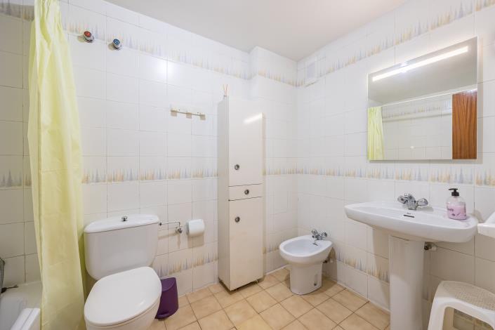 Image No.9-3 Bed Apartment for sale