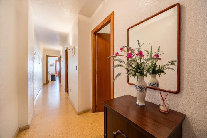 Image No.19-3 Bed Apartment for sale