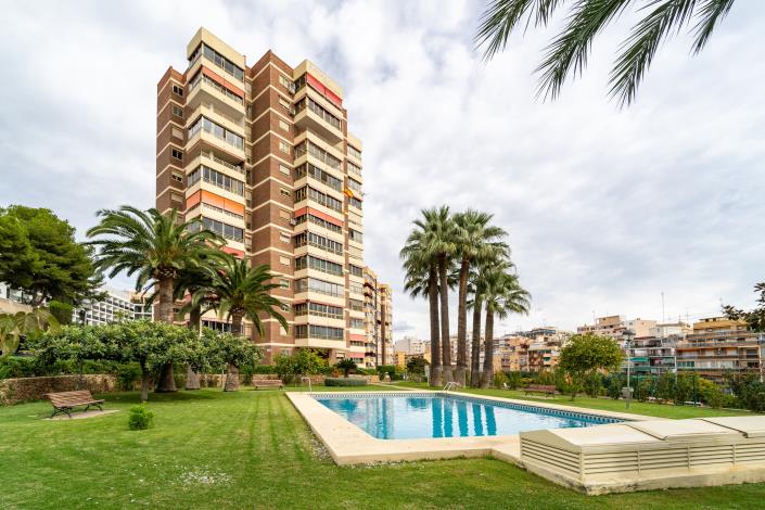 Image No.16-4 Bed Apartment for sale