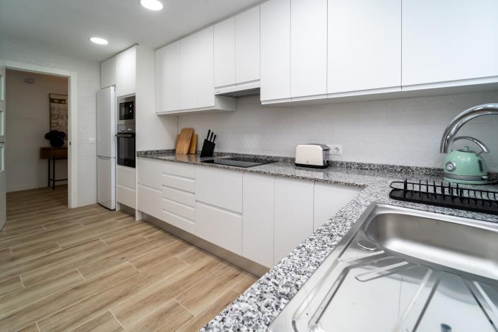 Image No.38-4 Bed Apartment for sale