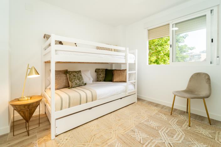 Image No.23-4 Bed Apartment for sale