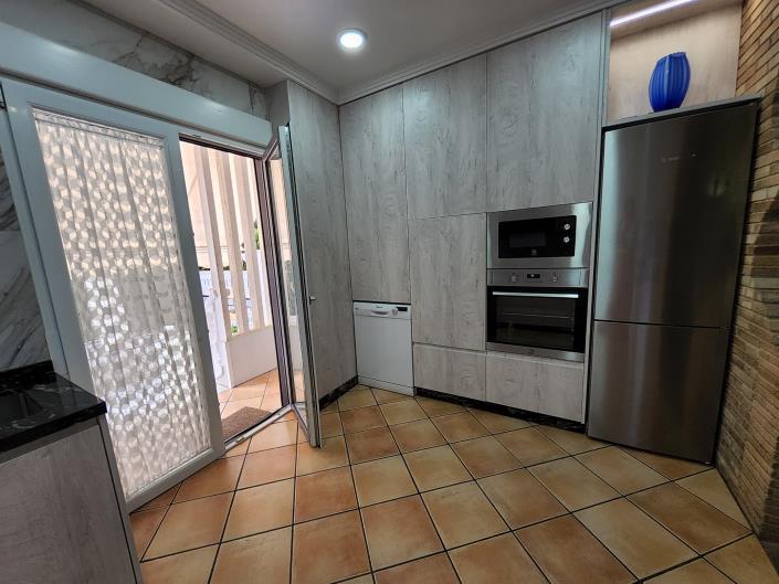 Image No.45-5 Bed Chalet for sale