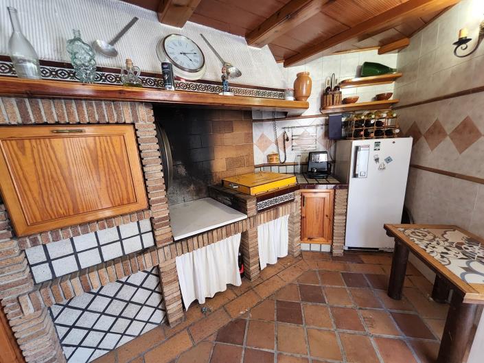 Image No.14-5 Bed Chalet for sale