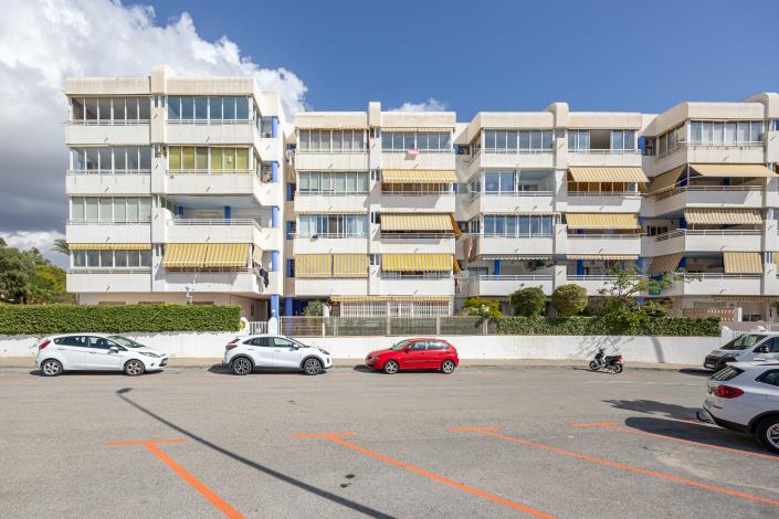 Image No.33-3 Bed Apartment for sale