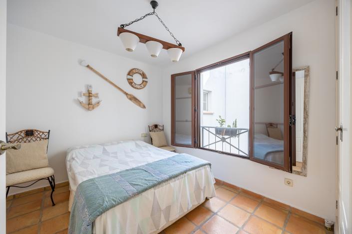 Image No.14-2 Bed Bungalow for sale