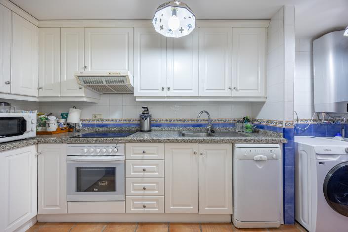 Image No.23-2 Bed Bungalow for sale