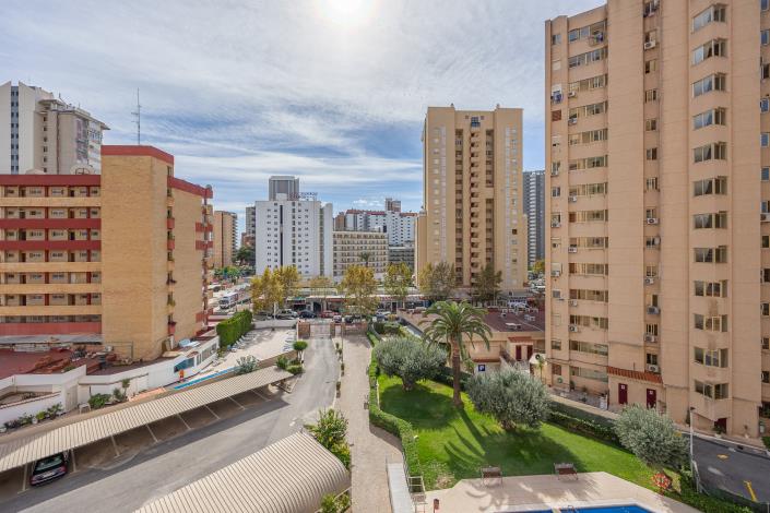 Image No.12-3 Bed Apartment for sale