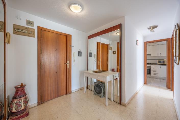 Image No.22-3 Bed Apartment for sale