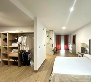 WhatsApp-Image-2025-12-10-at-10-34-32--2-