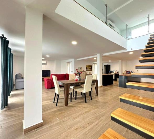 Image No.4-4 Bed Villa / Detached for sale