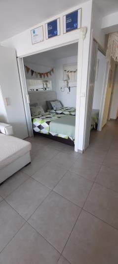 Image No.10-1 Bed Apartment for sale