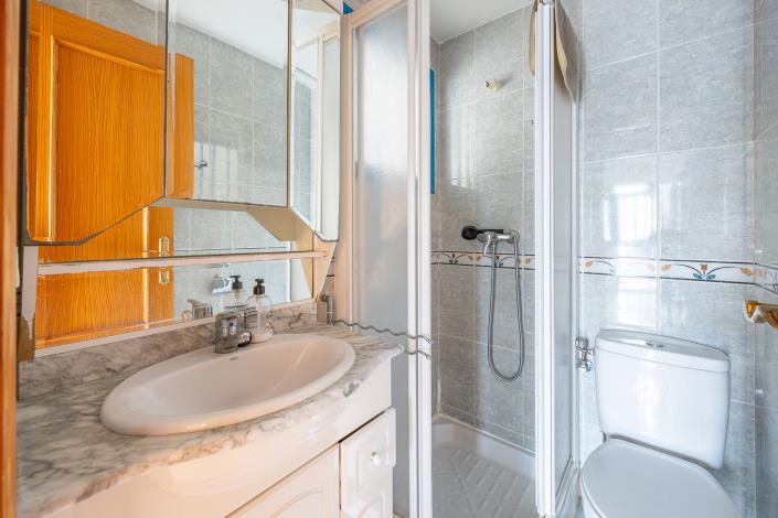 Image No.16-2 Bed Apartment for sale