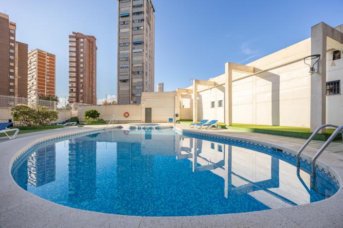 Image No.20-2 Bed Apartment for sale