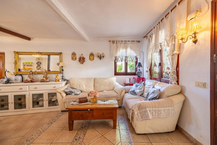 Image No.6-4 Bed Townhouse for sale