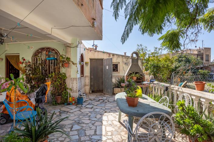 Image No.2-4 Bed Townhouse for sale