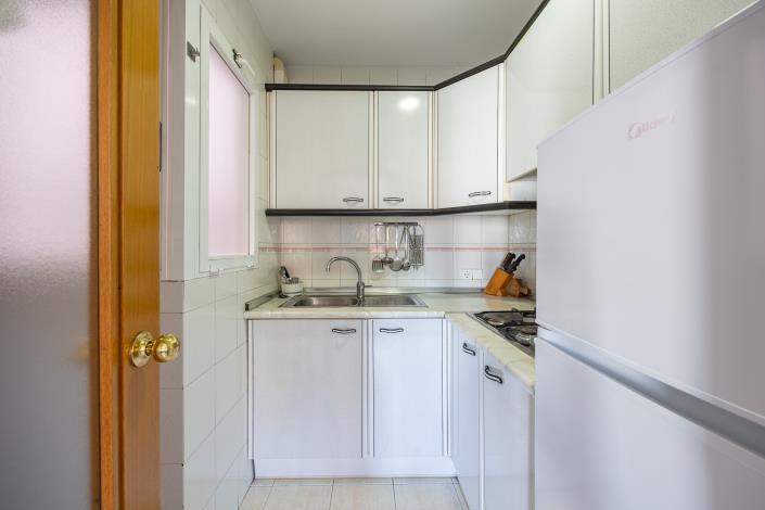 Image No.20-1 Bed Apartment for sale