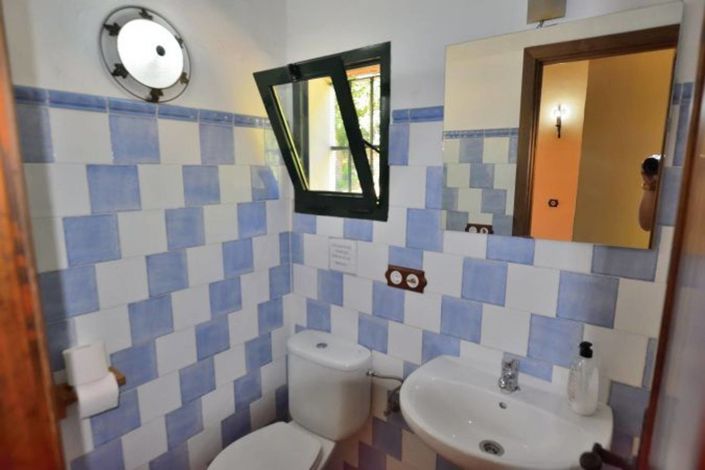 Image No.11-5 Bed Country House for sale