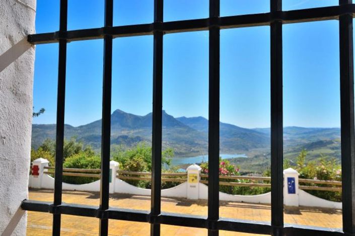 Image No.24-5 Bed Country House for sale