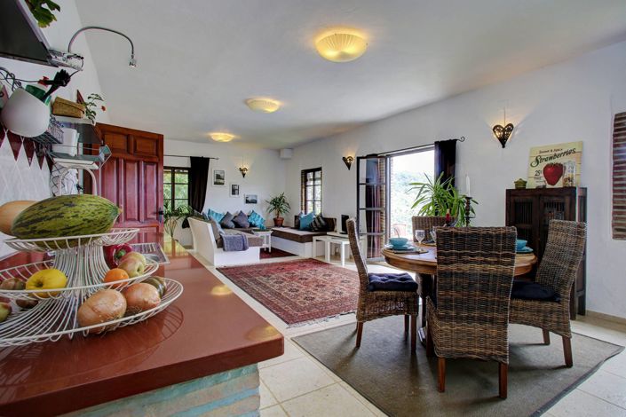 Image No.36-3 Bed Property for sale