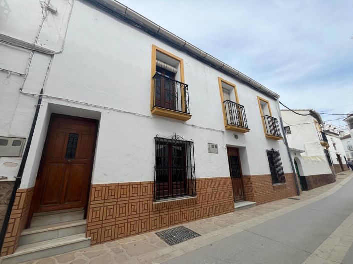 Image No.12-4 Bed Village House for sale