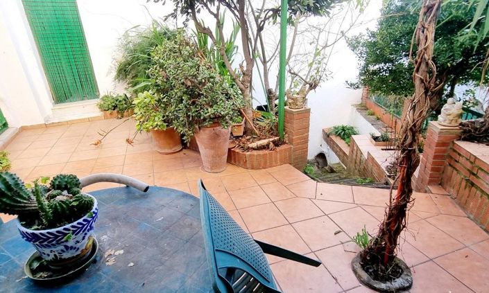 Image No.7-4 Bed Village House for sale