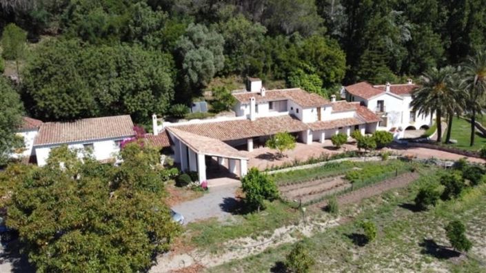 Image No.1-Propriété de 10 chambres à vendre à Gaucin