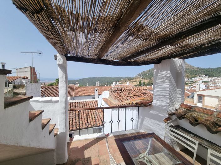 Image No.22-4 Bed Village House for sale