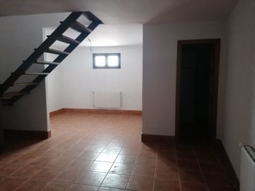 10788842561
