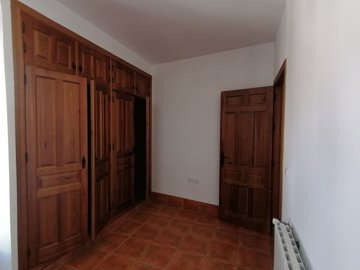 10788845484